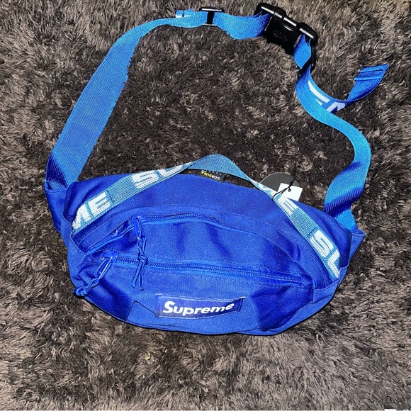 Sporty Blue Waist Bag Crossbody Sling – Adjustable Strap - Picture 4 of 10